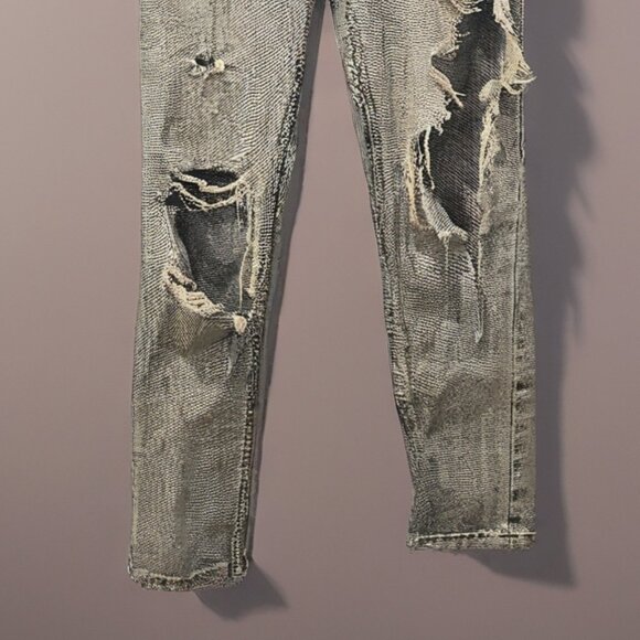 Brand: Levi’s Item: Premium Distressed Pants Size: 25 (Women) Condition: Pre-Own - Picture 7 of 8